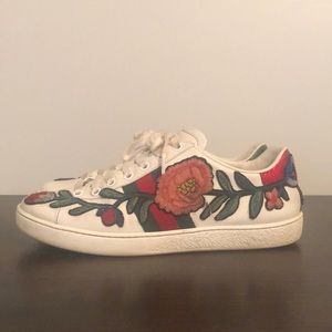GUCCI Ace Sneakers (Floral Embroidered)